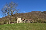 MONTE ZUCCO (1232 m) ad anello da casa-Zogno (300 m) con festa di fiori (17mar21)  - FOTOGALLERY